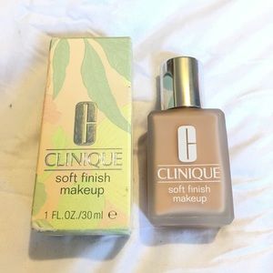 Amazon Com Clinique Soft Finish Makeup 03 Soft Vanilla